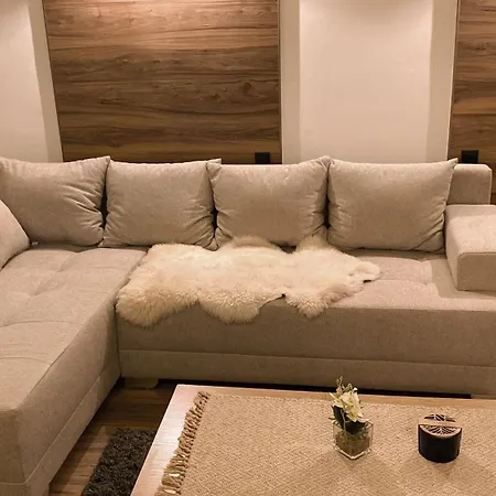 Bagi Apartment Raska